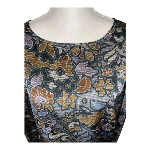 Ann Taylor Women’s Small Floral Gathered Waist Cropped Long Sleeved Top - Picture 4 of 4